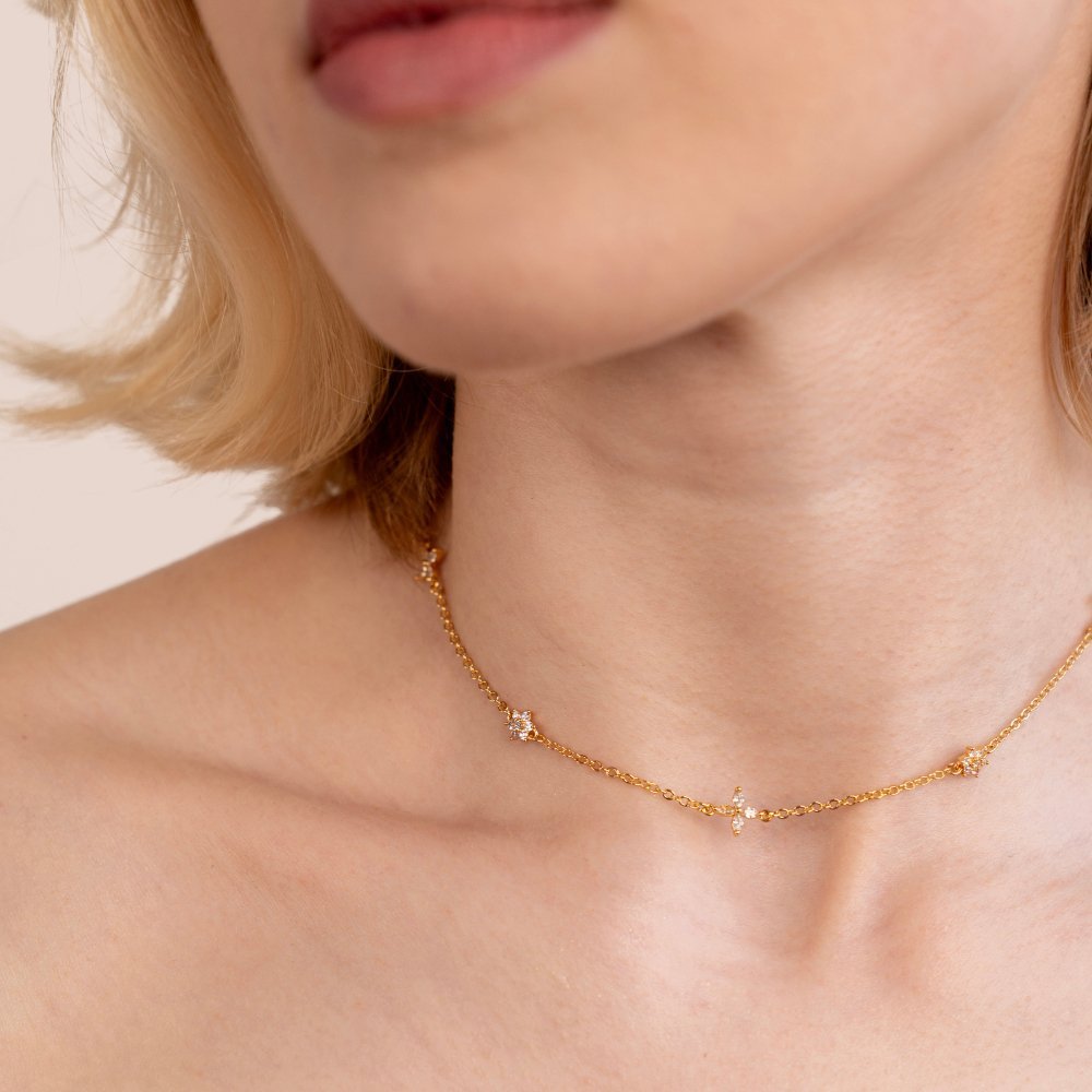 Flower Crystal Necklace - Image 2