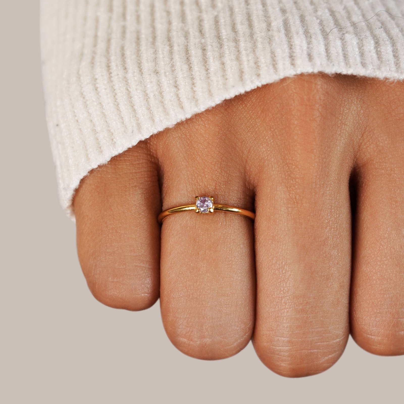 June Birthstone 18K Gold Ring - Image 2