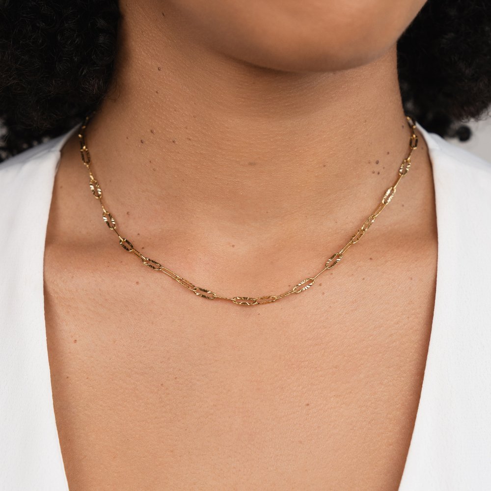 Lara Paperclip Chain Necklace - Image 2